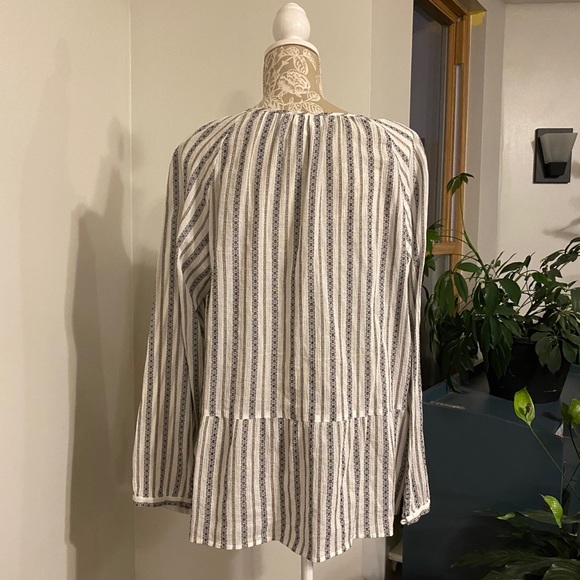 JJill Woven Striped Button Front Tunic - Picture 4 of 10